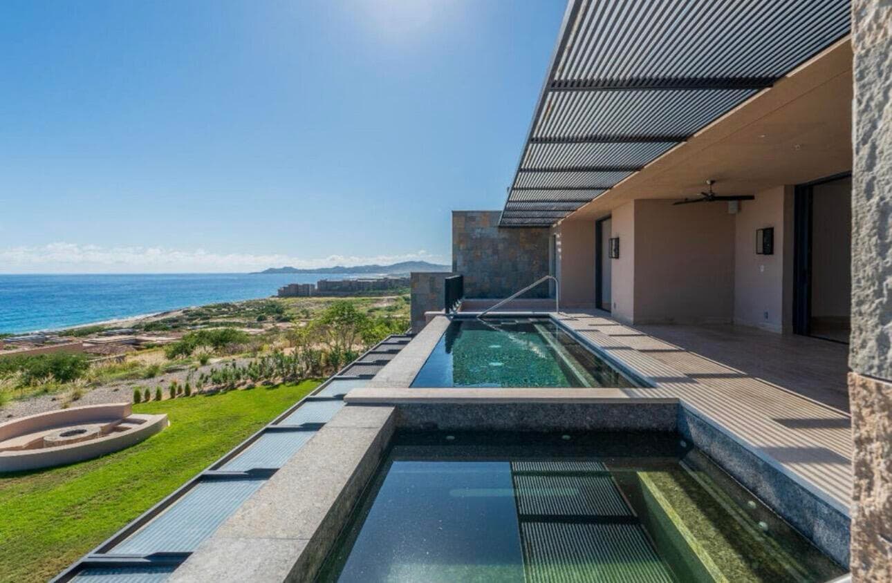 NORTH ENCLAVES RITZ CARLTON