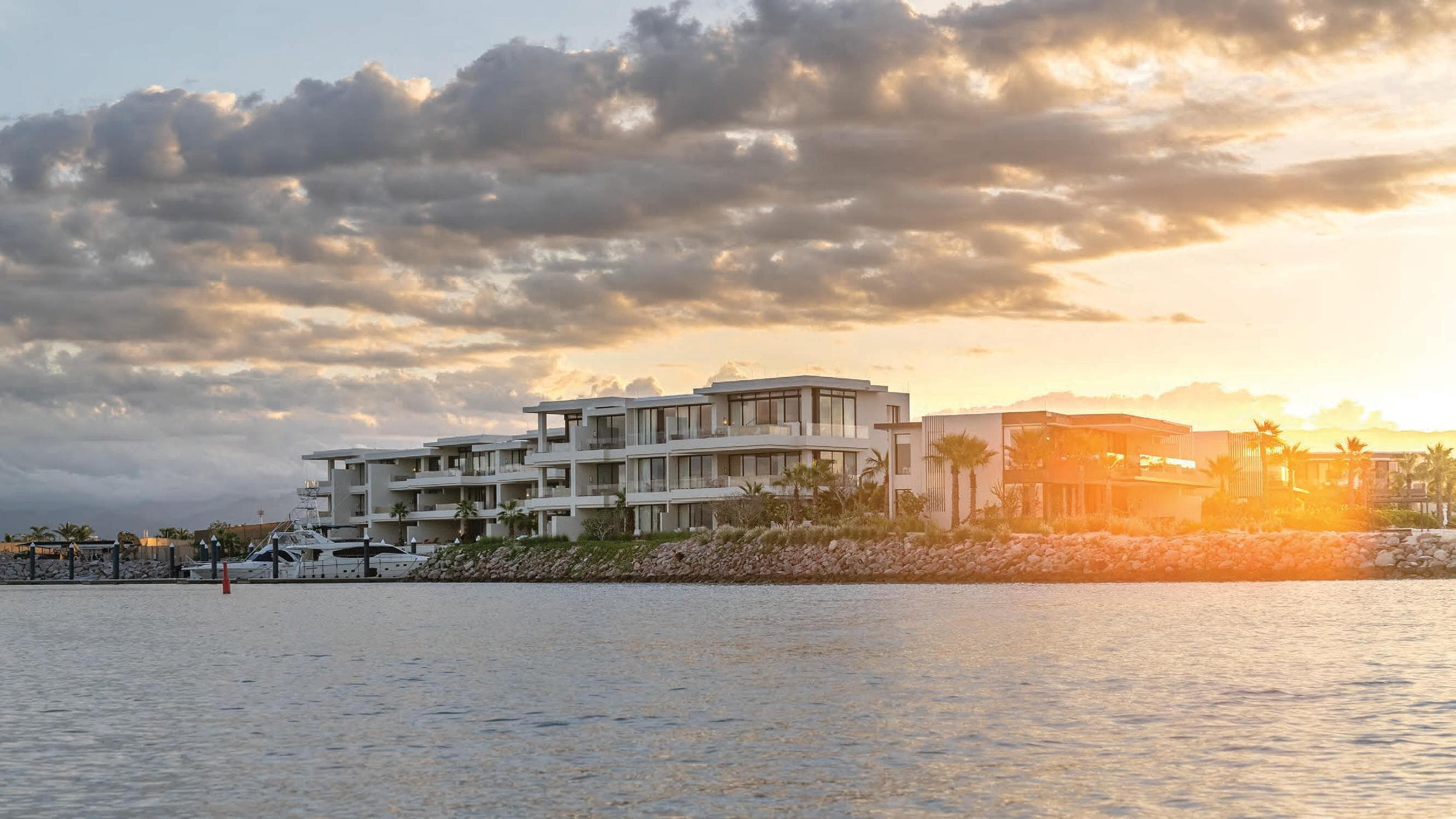 Four Seasons Marina Residence