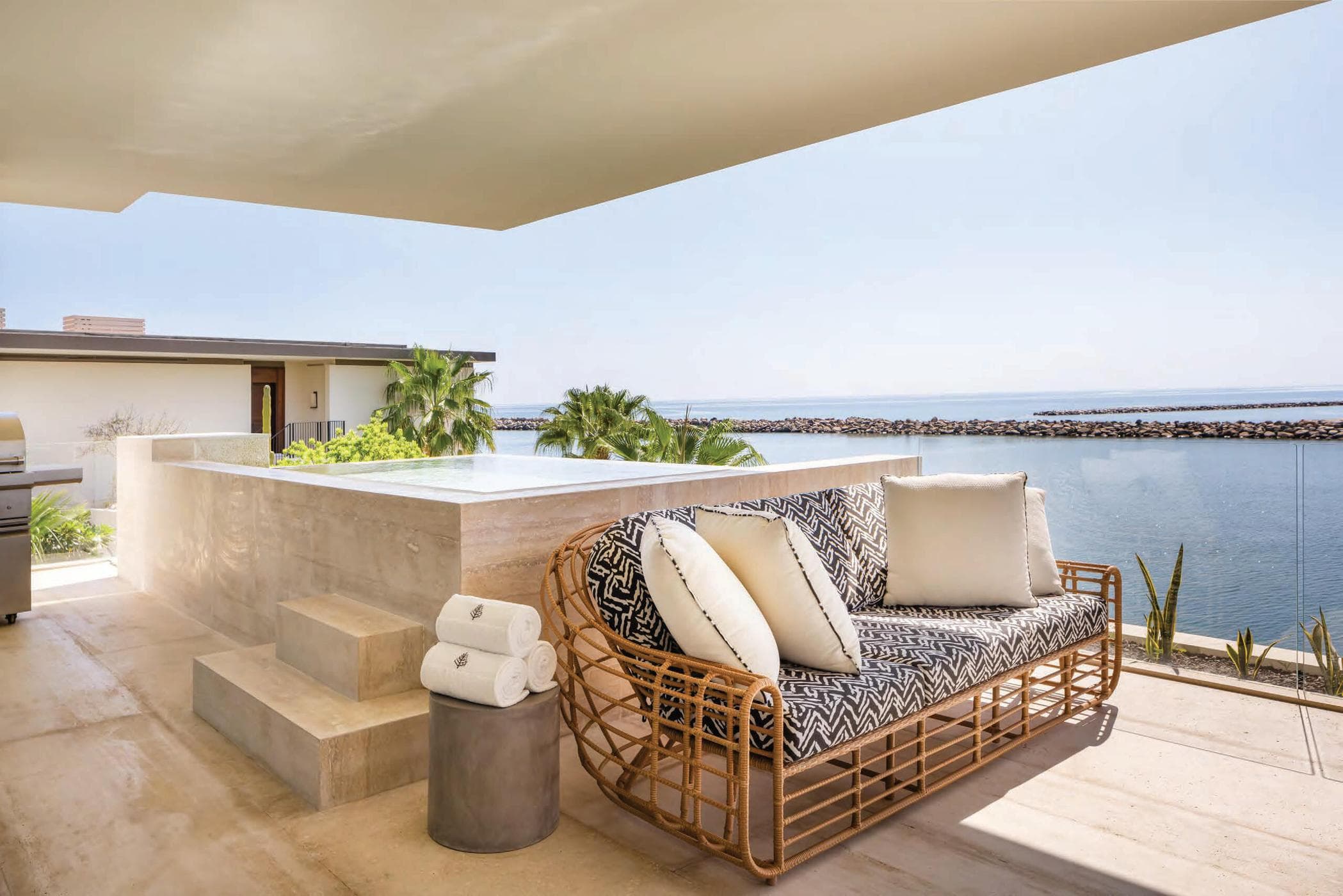 Four Seasons Marina Residence