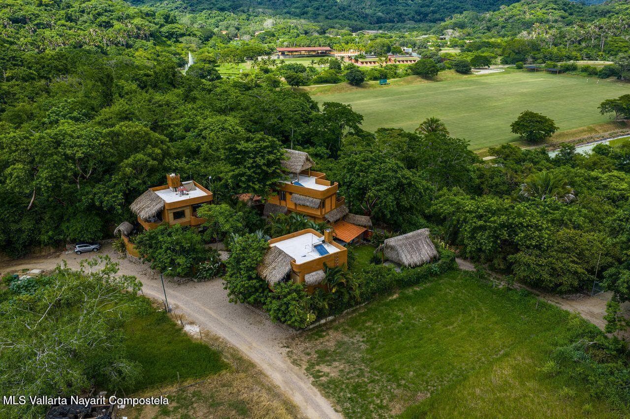 Casa de los Pajaros