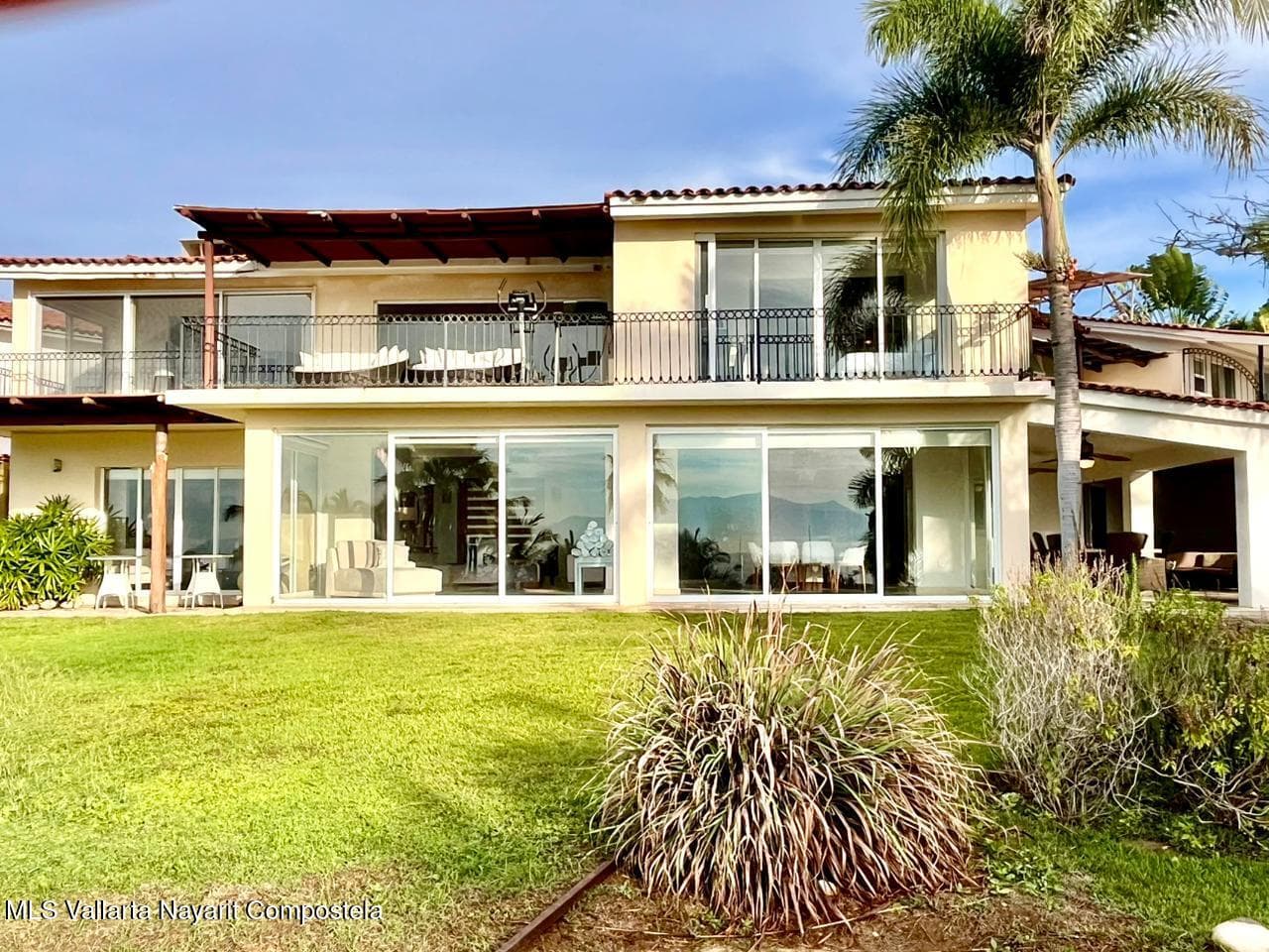 Villa 75
