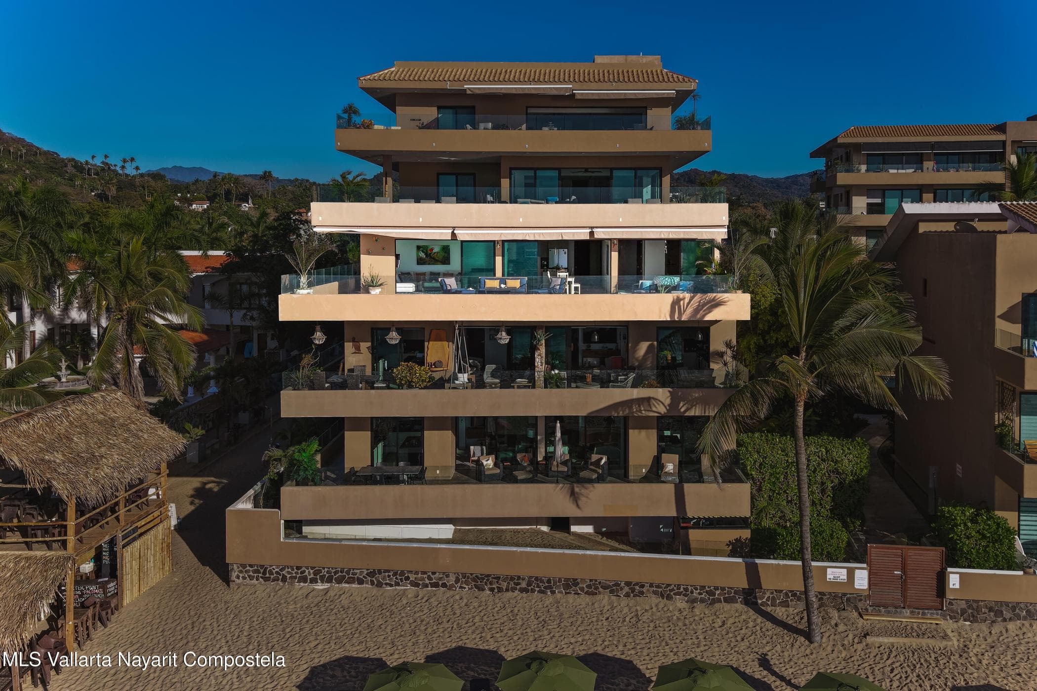 Condo Sunset Beachfront