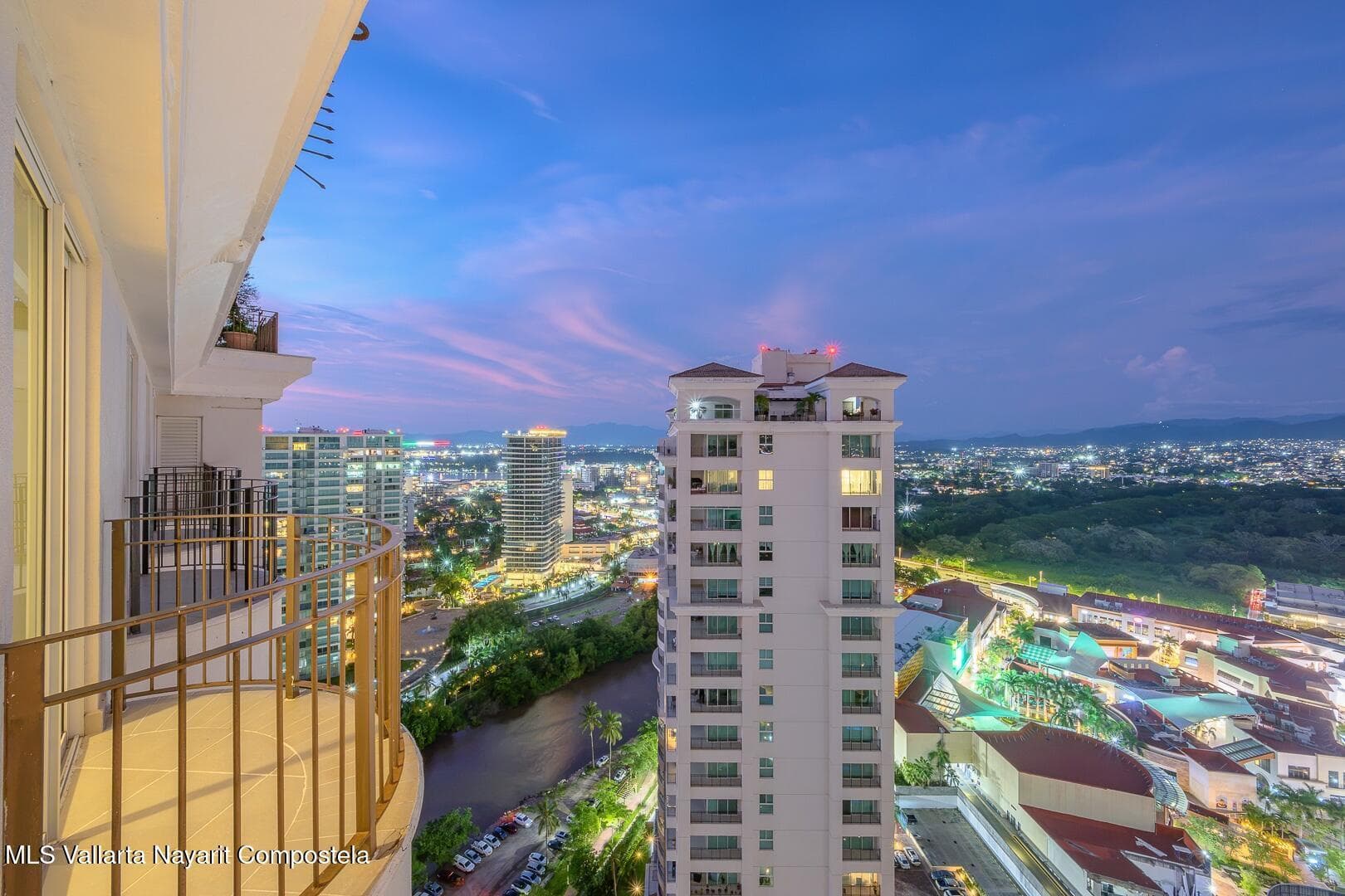 GRAND VENETIAN PH Top 2 Floors