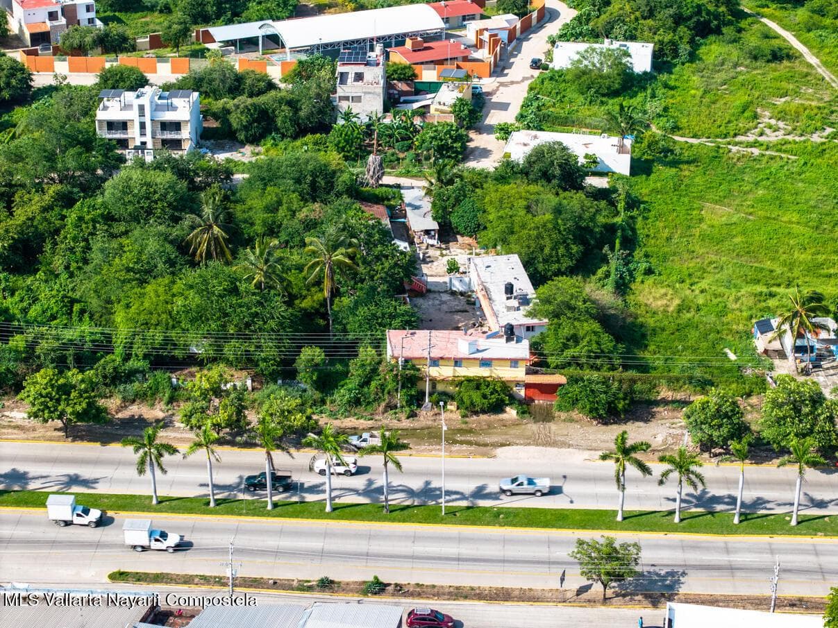 TERRENO CARR. 200 BUCERIAS